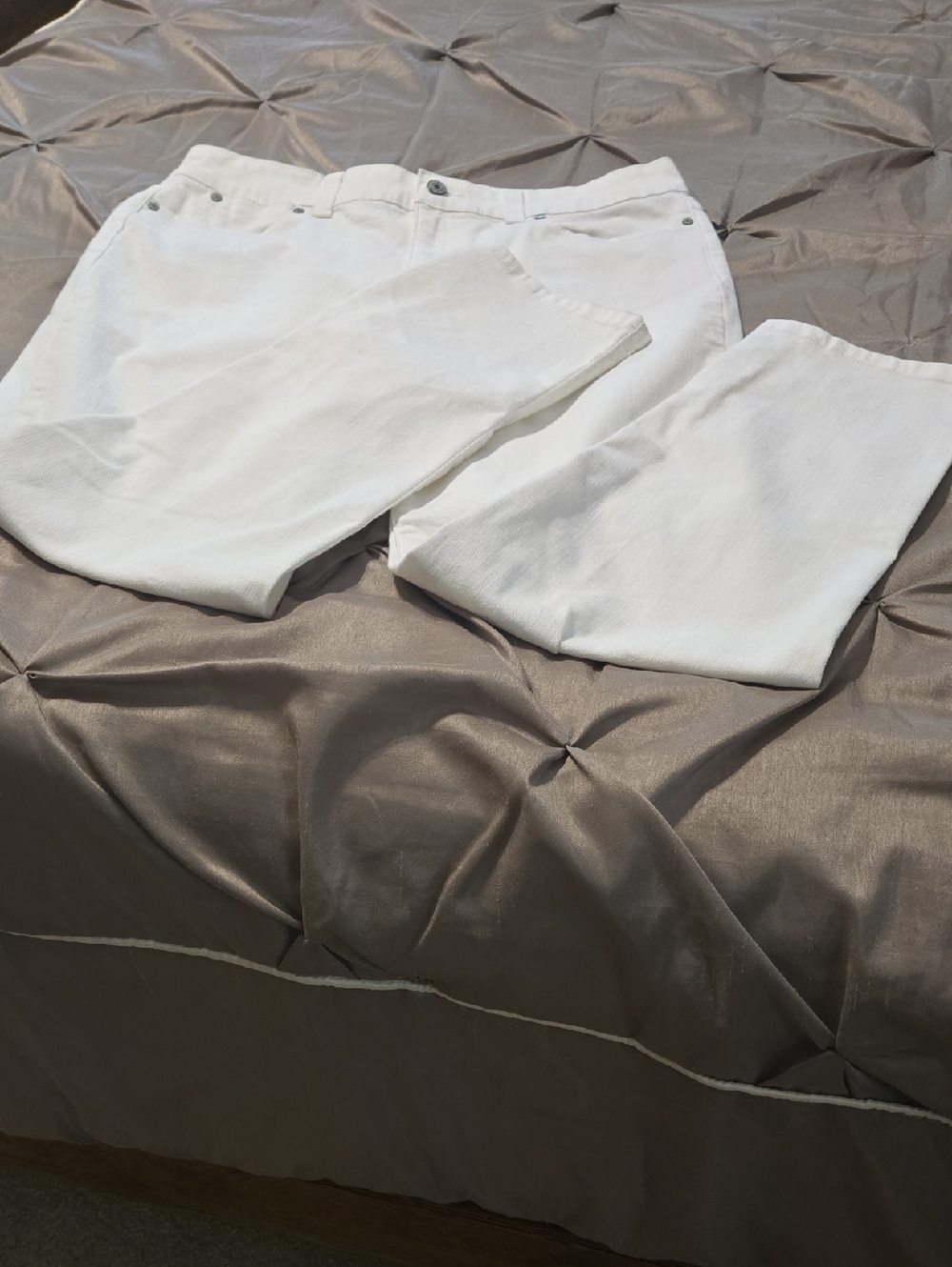 Talbots White Straight Leg Women’s Jeans